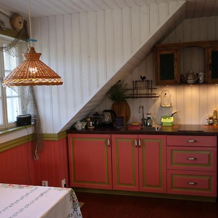 Affittacamere Leesi Puhkemaja Esterno foto