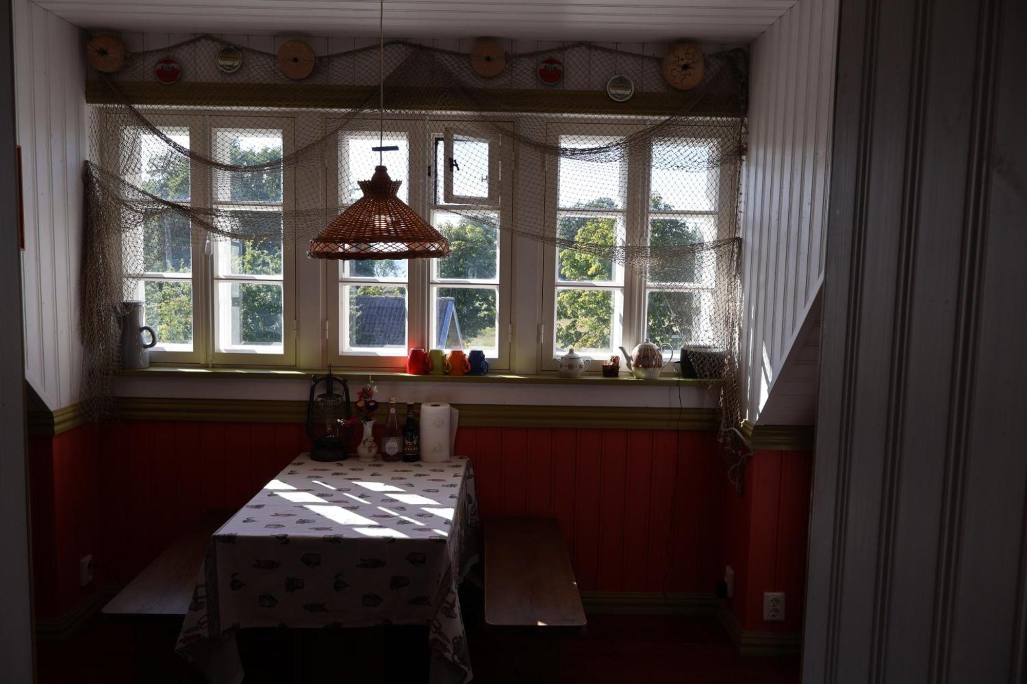 Affittacamere Leesi Puhkemaja Esterno foto