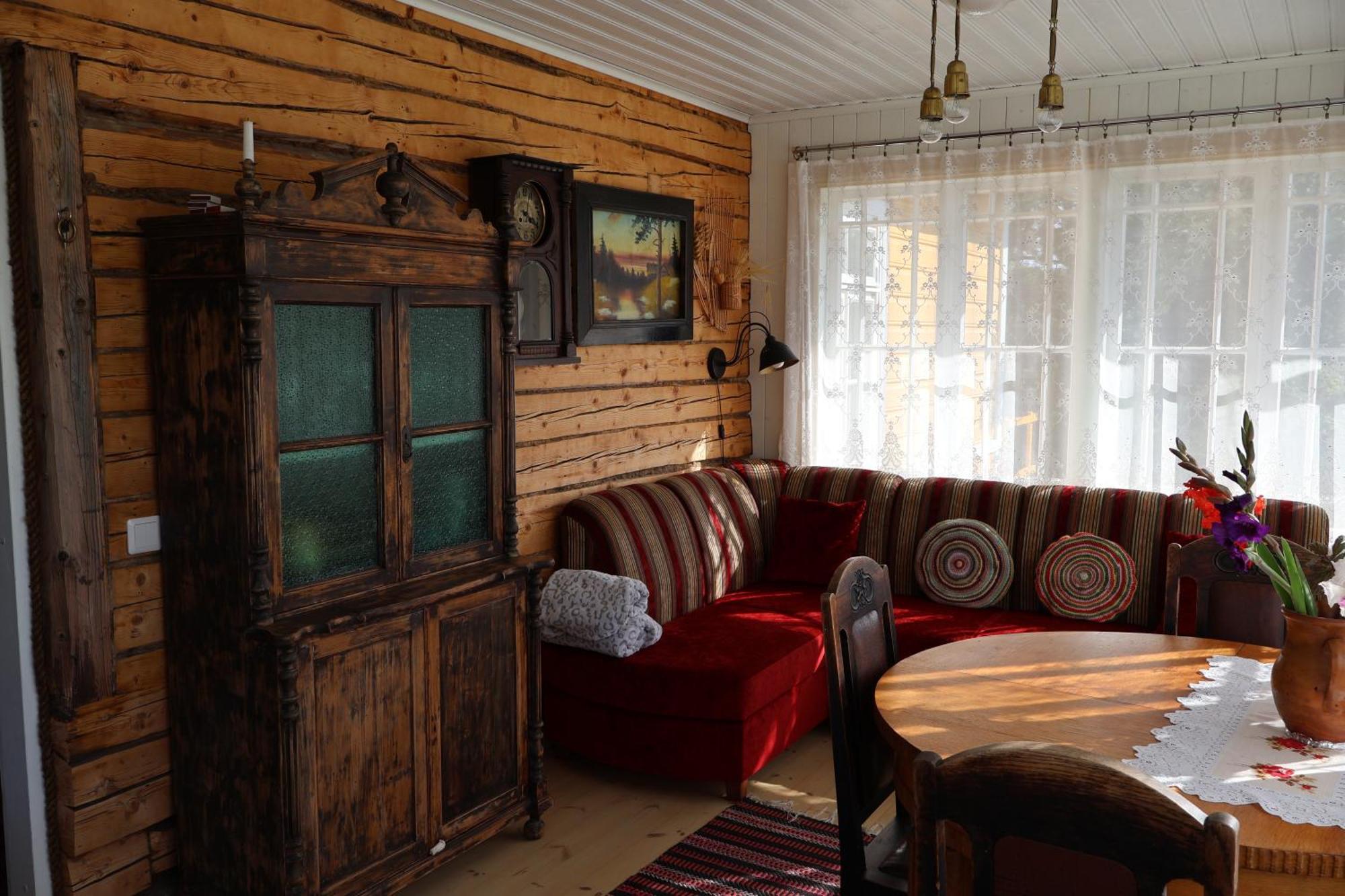 Affittacamere Leesi Puhkemaja Esterno foto
